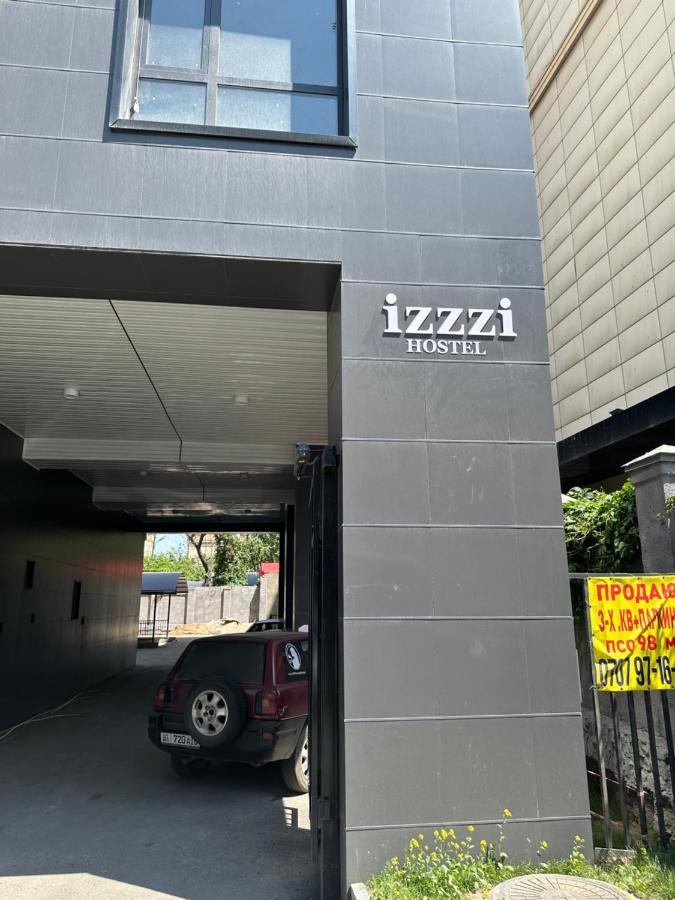 Izzzi Hostel Bisjkek Eksteriør bilde